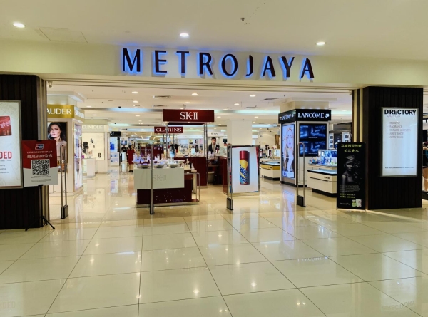 KK Metrojaya 亚庇的Metrojaya店
